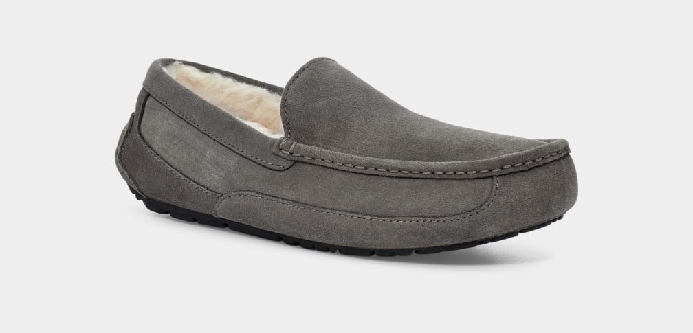 UGG Men's Ascot Moccasin Slippers - Grey (US 9)