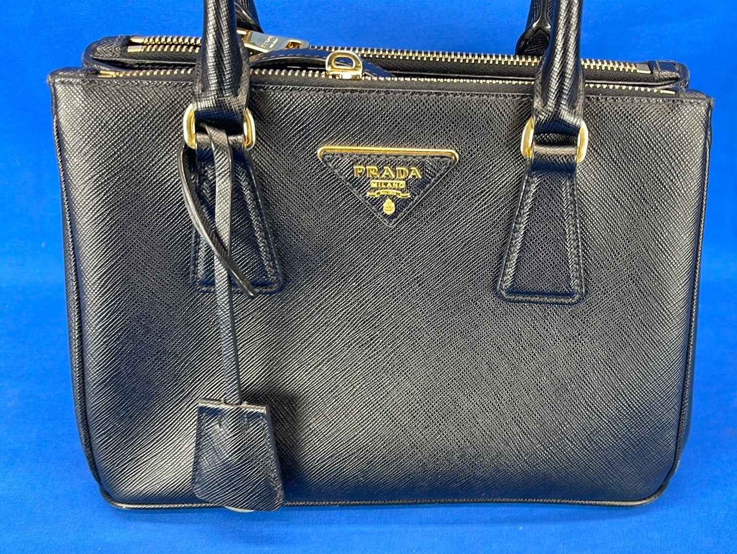 Small Prada Galleria Saffiano Leather Bag - Black