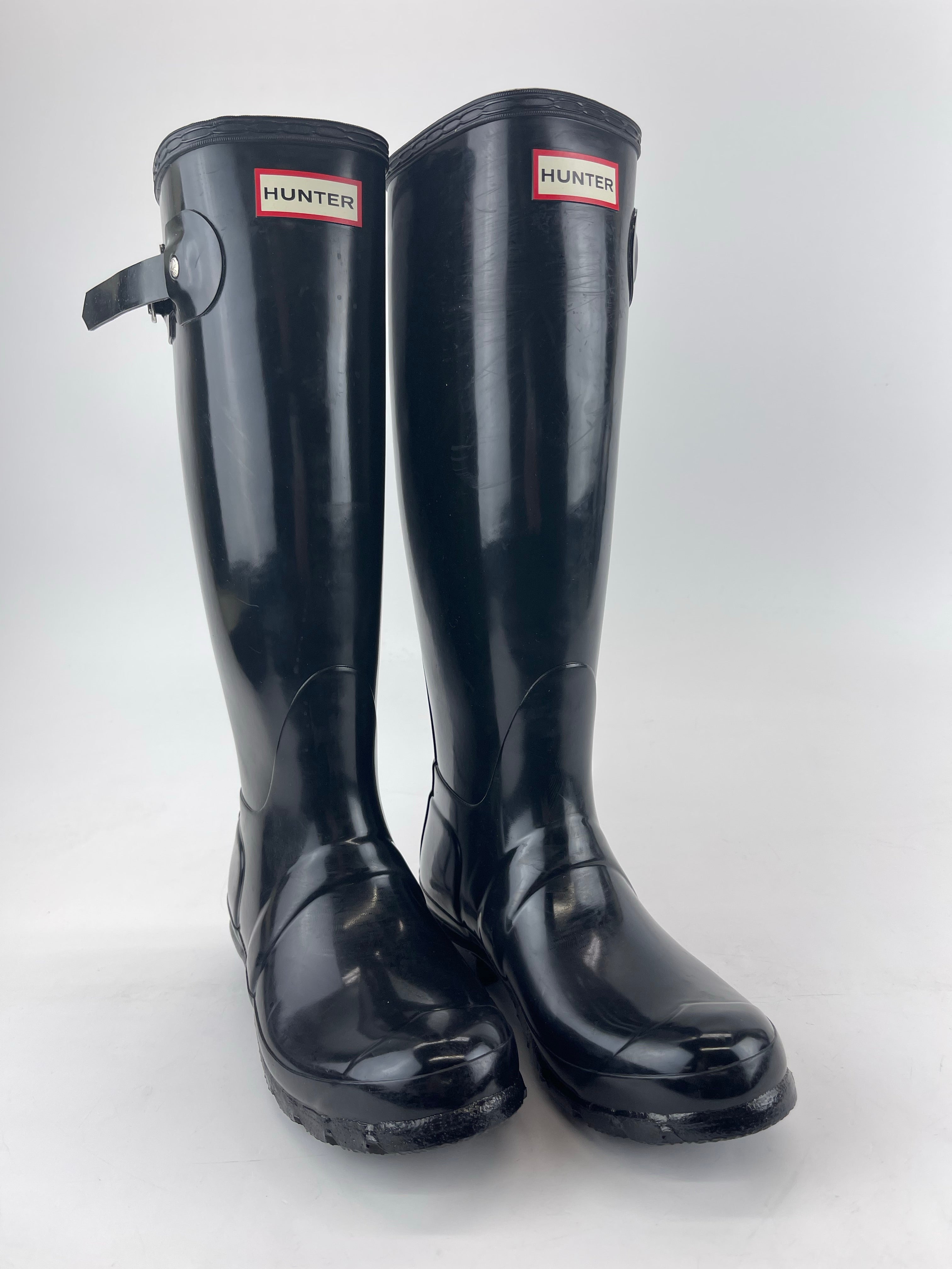 HUNTER Women s Original Tall Gloss Rain Boots Black US 6