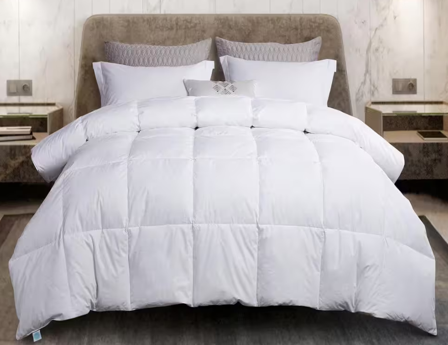 Martha Stewart 75%/25% White Goose Feather & Down Comforter, Full/Queen